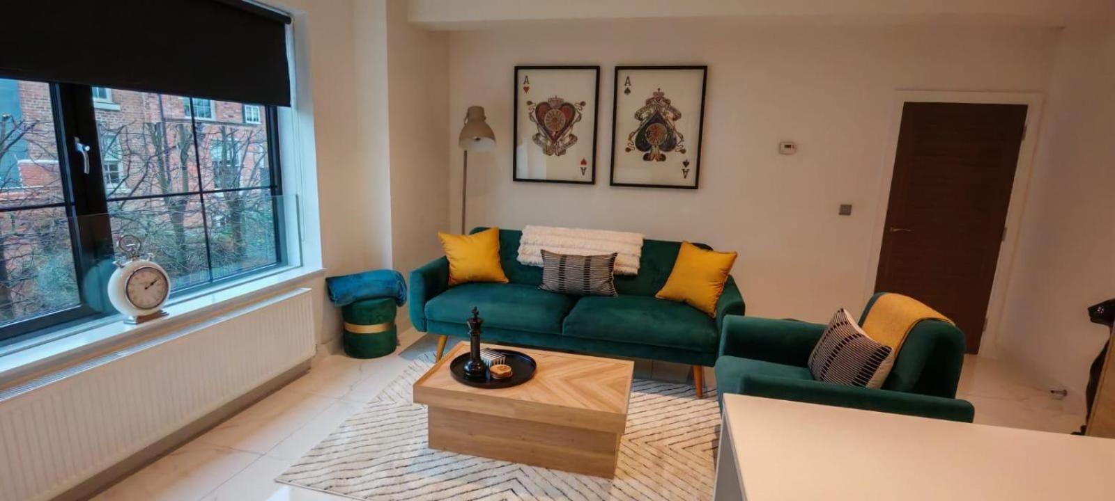 Luxury Apartment: City Centre, Stylish, Modern Chester Exterior foto